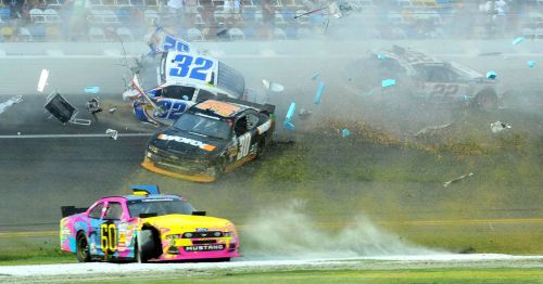 Daytona Crash 5