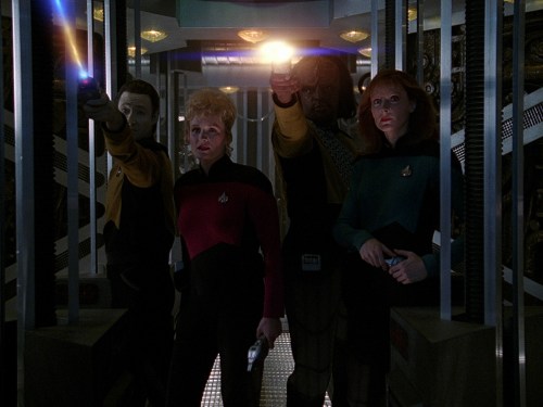 TNG Best of Both Worlds 16