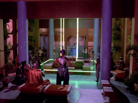 Star Trek TNG Code of Honor Image 17