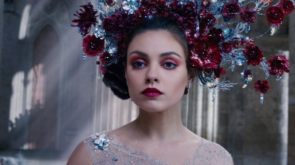 Jupiter Ascending Image 17