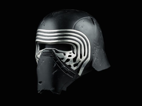 Star Wars Replicas Kylo Ren Helmet Image #2