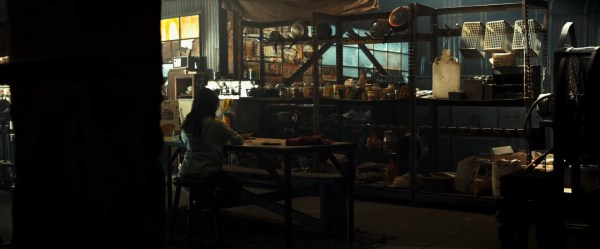 logan-trailer-one-image-27