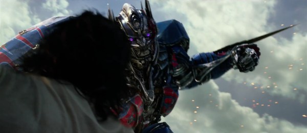 transformers-the-last-knight-teaser-image-11